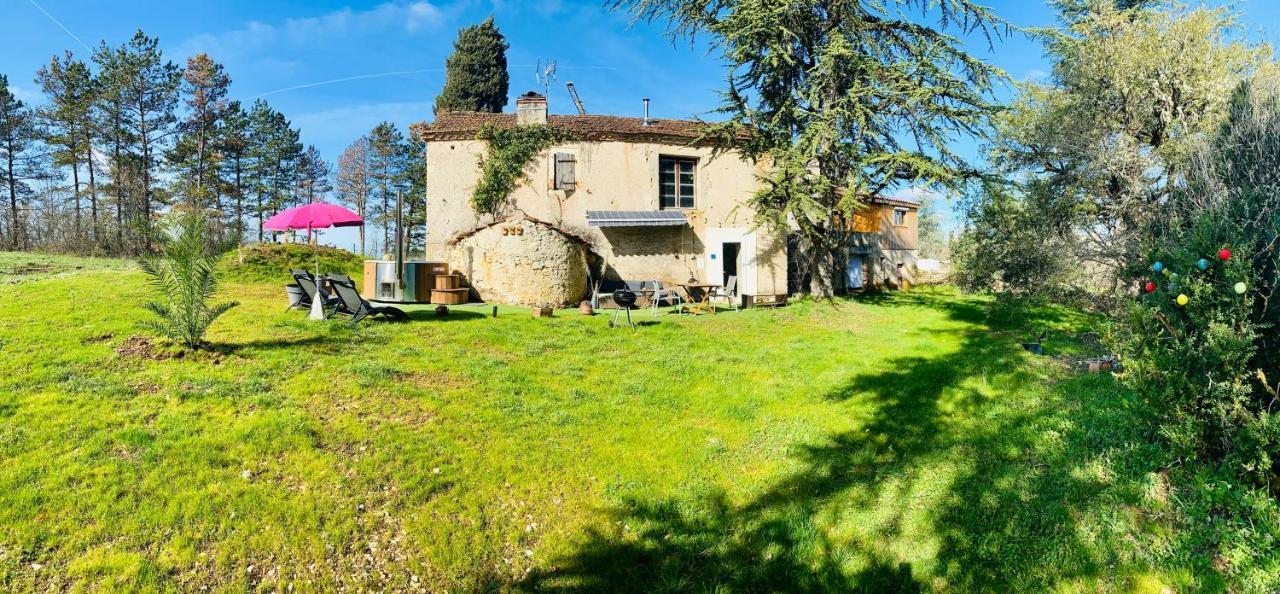 Séjour insolite ancien four à pain Le Prestadou Arcambal Extérieur photo
